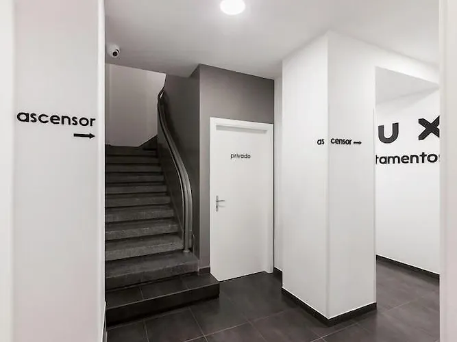 Lux Santiago * サンティアゴ・デ・コンポステーラ